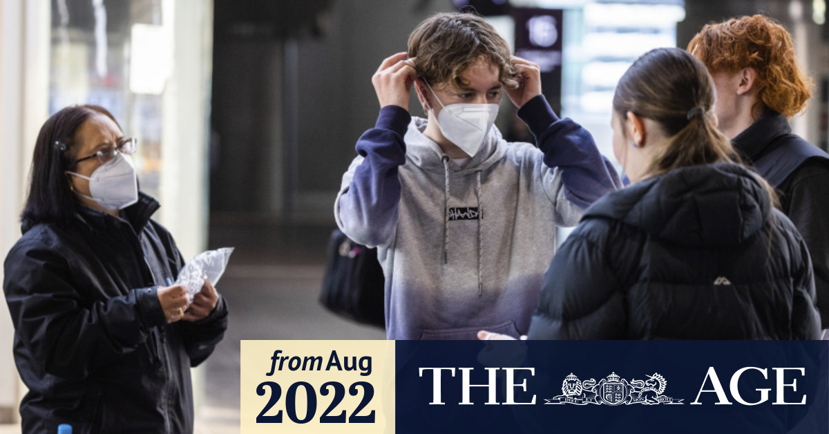 Masks Victoria Free N95 and KN95 face masks handed out at railway